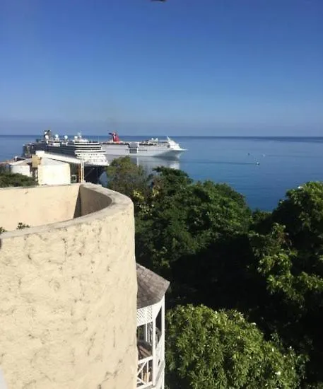 Columbus Heights Apartment Ocho Rios 0*,