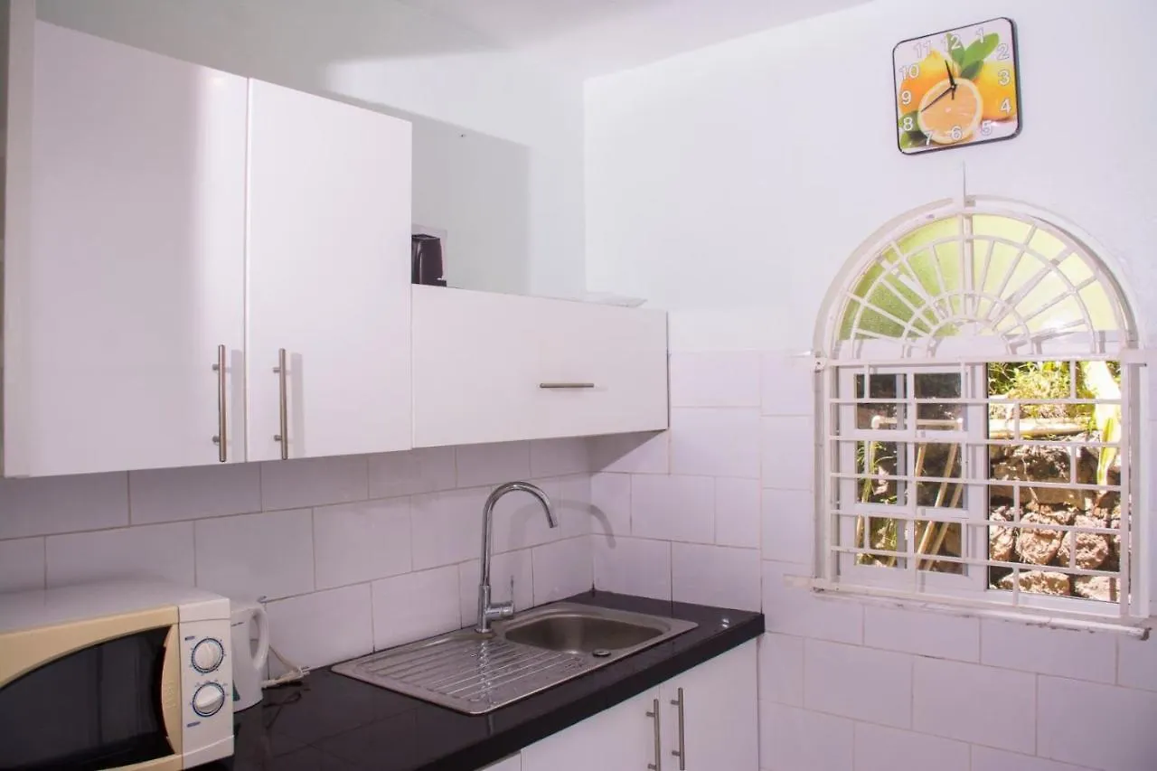 Columbus Heights Apartment Ocho Rios